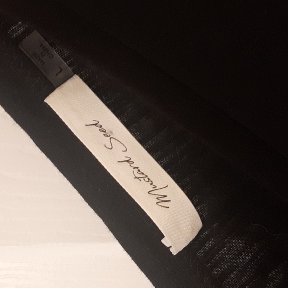 Tassel Top - Picture 4 of 4